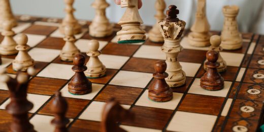 Du får lära dig hur man spelar schack på plats under aktiviteten.